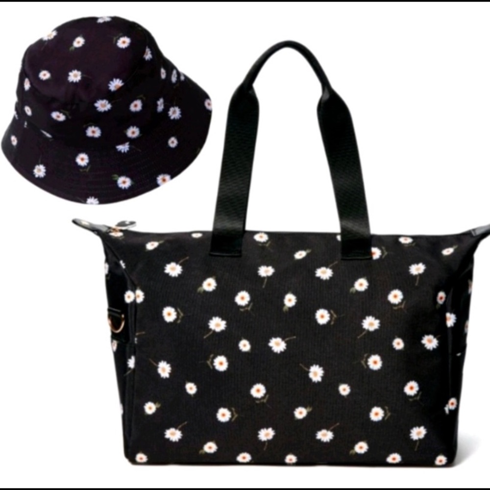 Alice & Olivia Daisy Print Duffle Bag & Bucket Hat
